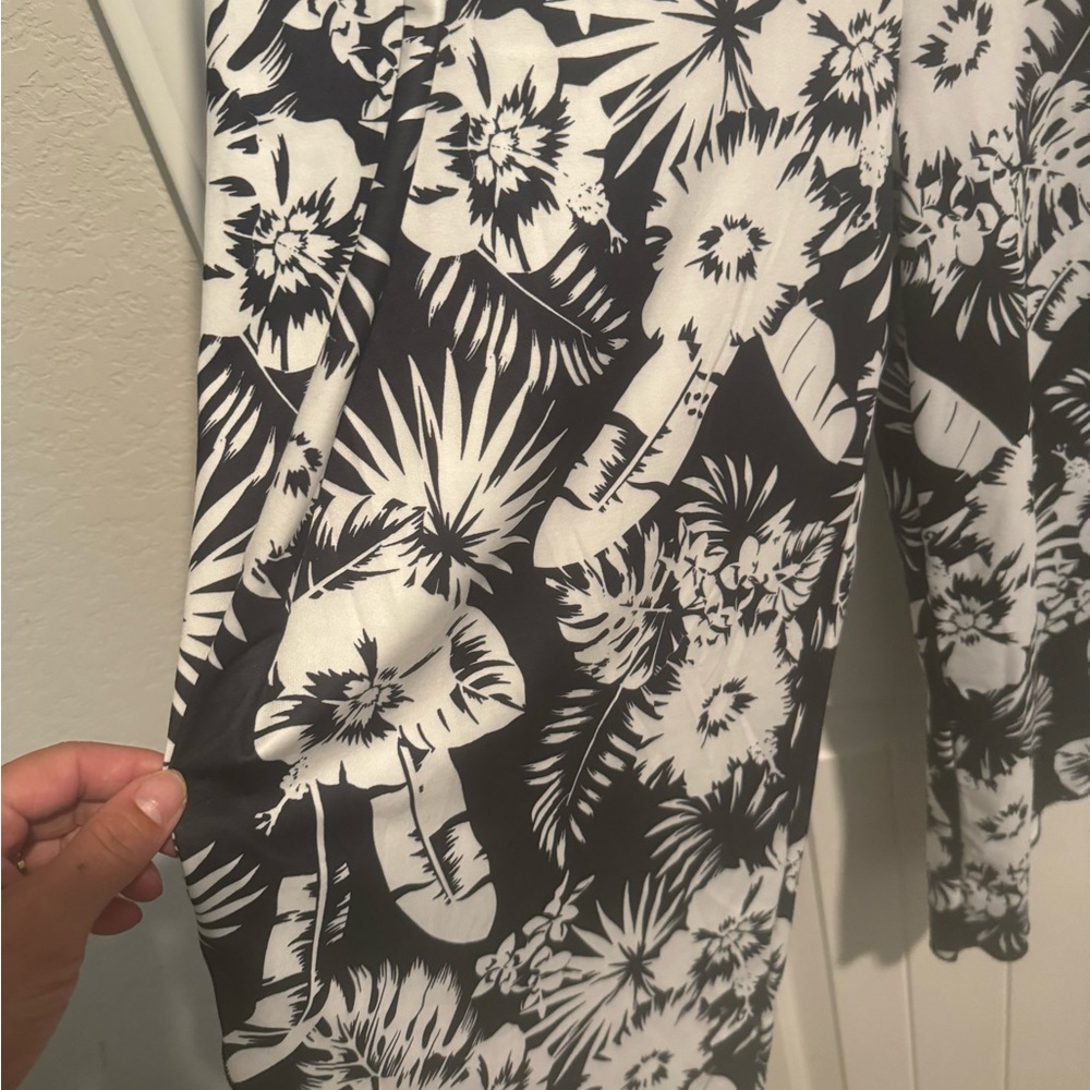 Shein jumpsuit very loose fitting so comfortable new no tags
